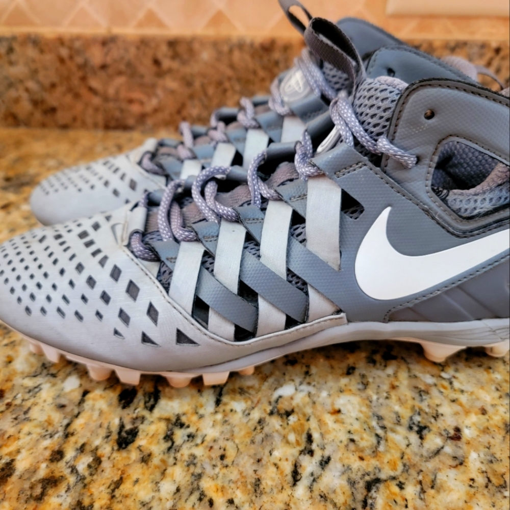 Football/Lacrosse cleats